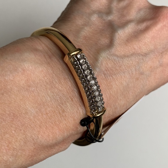 Gold tone and crystal bangle bracelet - Picture 5 of 7